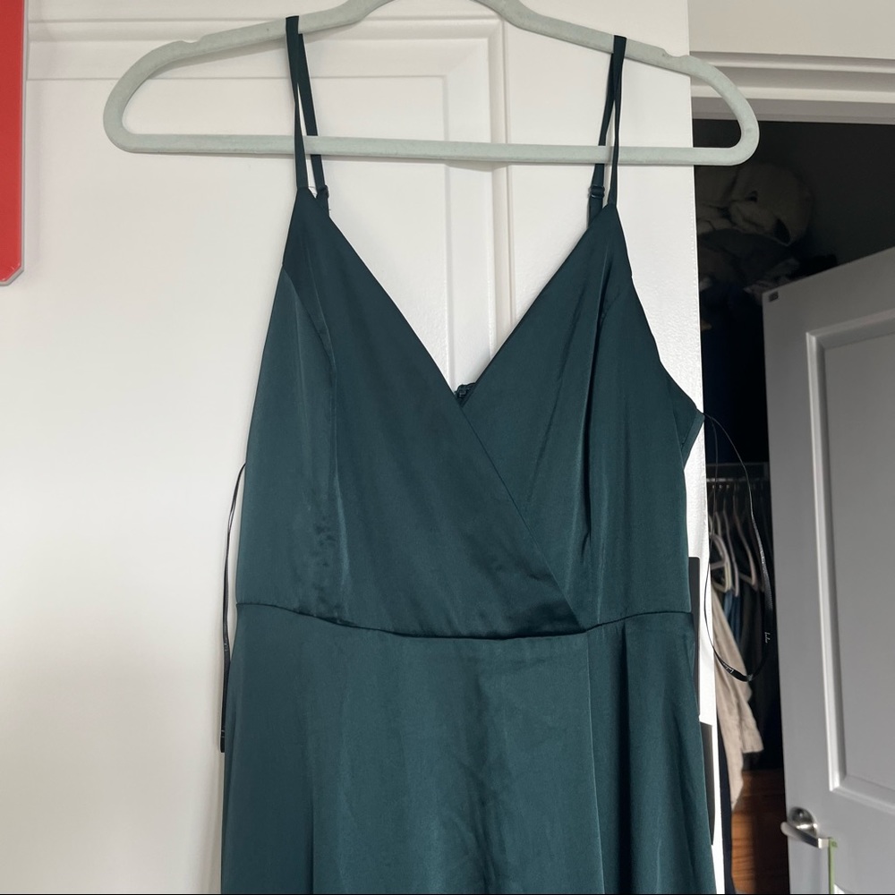 NWT Lulus Ode to Love Emerald Green Satin Maxi Dress Size M